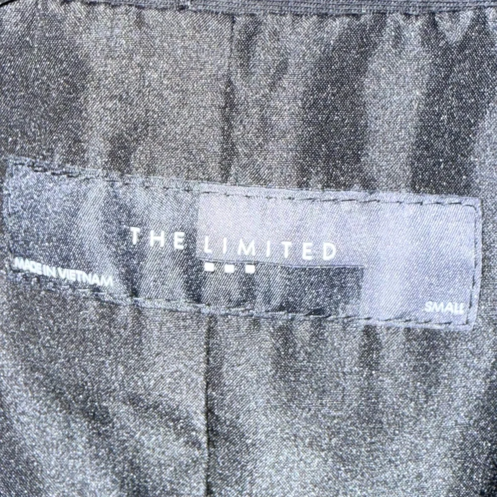 The Limited Black Sleeveless Blazer Vest - Picture 4 of 4